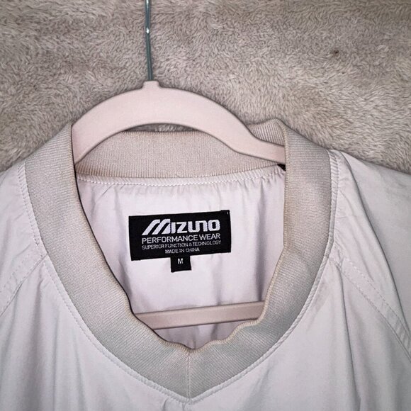 Mizuno Performance Wear Mens M Gray Windbreaker Chest 44 Wrist Closures - Picture 7 of 16